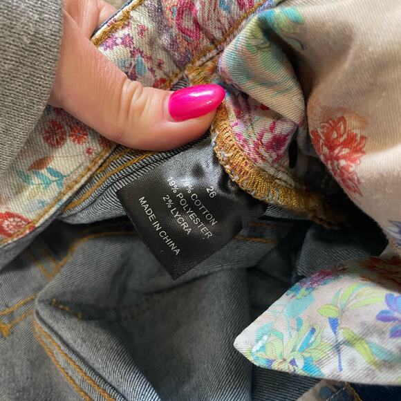 JOHNNY WAS Medium Wash skinny Leg Midrise Rise Blue Jeans Sz 26 - Picture 7 of 7